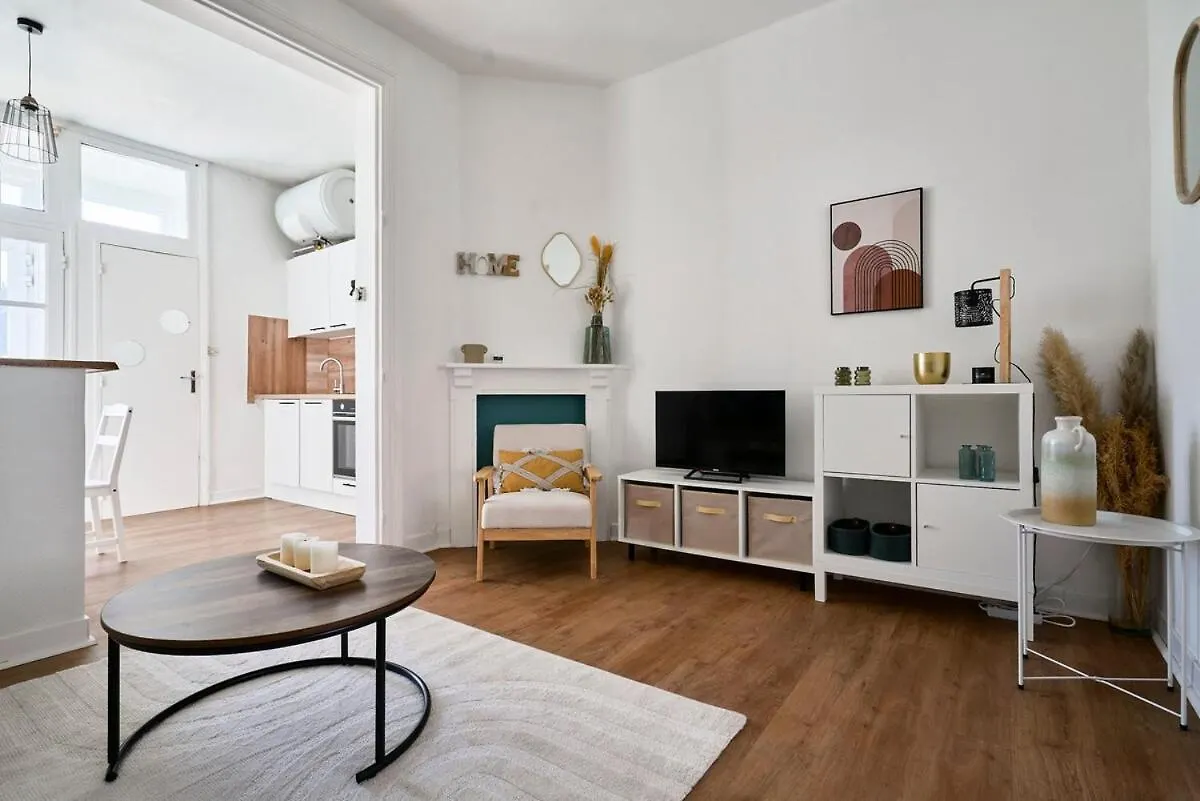 Apartment Elegant T2, Charmant, Lambersart