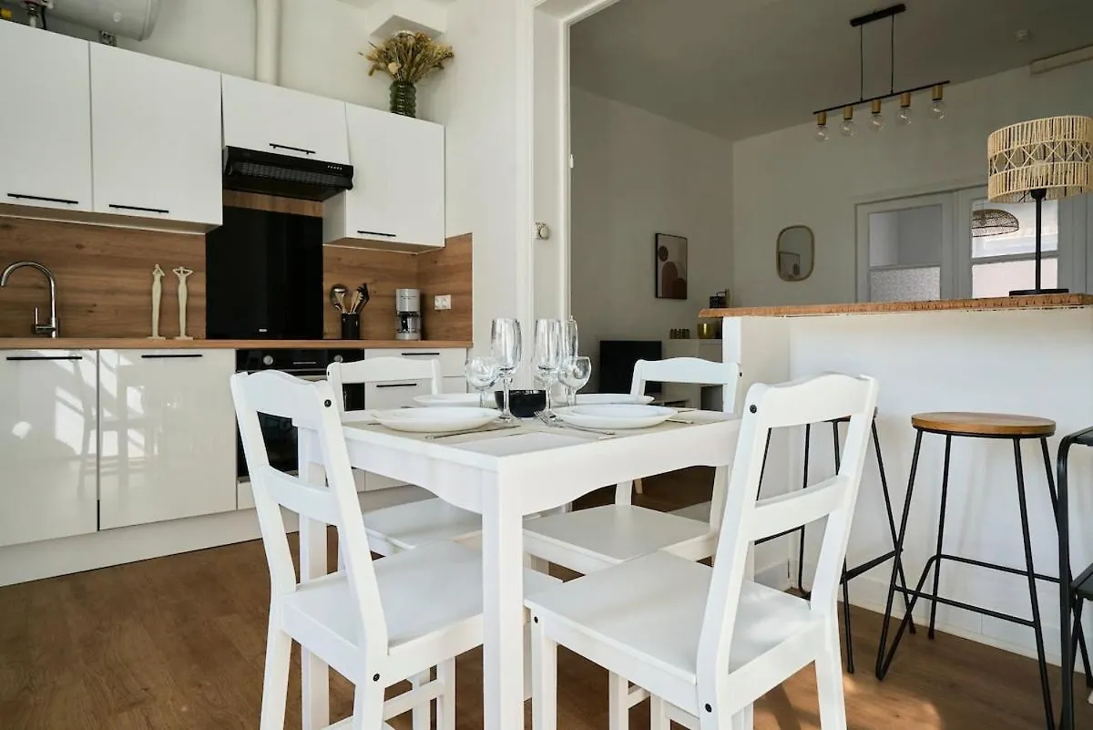 Apartment Elegant T2, Charmant, Lambersart