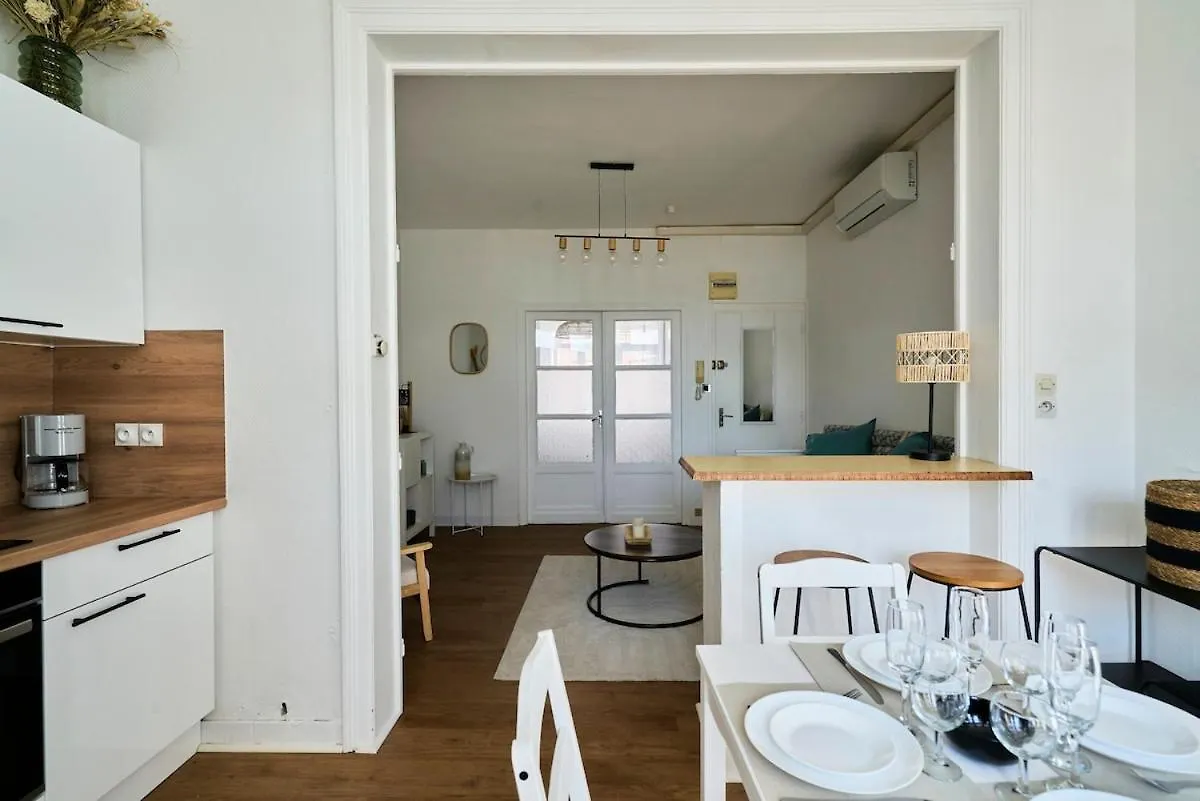 Elegant T2, Charmant, Lambersart Apartment
