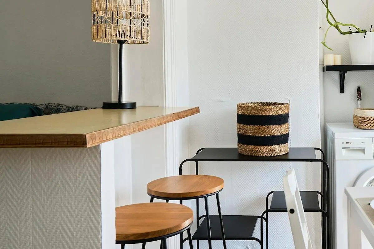 Elegant T2, Charmant, Lambersart Apartment