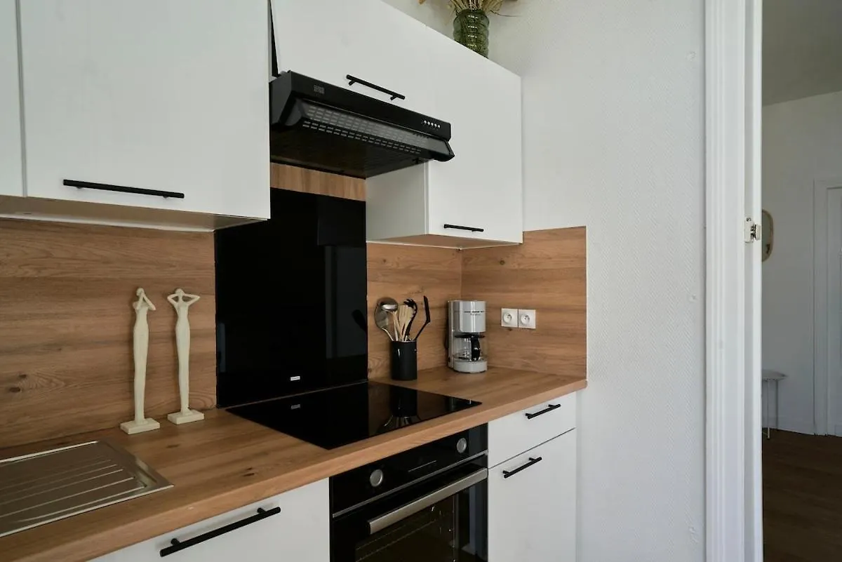 Apartment Elegant T2, Charmant, Lambersart France